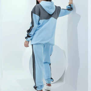 Conjuntos Deportivos de Invierno Personalizados para Mujer, Conjuntos de Sudadera con Capucha y Pantalones Deportivos de Felpa 100% Algodón Grueso - Product Image 5