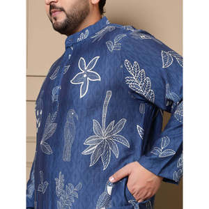Kurta pour homme Amanush en nylon bleu imprimé oiseaux tropicaux, grande taille, col mandarin, manches trois quarts, coupe ample, tenue d'été - Product Image 2