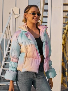 เสื้อแจ็คเก็ตพัฟเฟอร์ผู้หญิงแบบมีฮู้ด ผ้าทอคุณภาพพรีเมียม สีพื้น เรียบง่าย สวมใส่สบาย อบอุ่น กันลม ระบายอากาศได้ดี หนา สำหรับฤดูหนาว ผลิตจากโพลีเอสเตอร์ 100% พร้อมซิป - Product Image 3