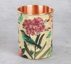 Vente en gros de tasses à Moscow Mule en cuivre émaillé, polies et de qualité supérieure, articles de bar et de restaurant faits à la main en métal. - Product Image 3