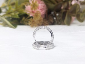 Boucles d'oreilles en or blanc massif 14 carats avec grappe de moissanite ronde de 1 carat pour femme, boucles d'oreilles de luxe pour tous les jours, bijoux en or blanc massif 14 carats - Product Image 2