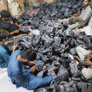 Guantes de boxeo profesionales para adultos Muñeca con cordones de fábrica con estiramiento para uso deportivo en el gimnasio - Product Image 6