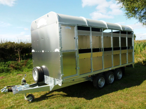 Enclosed Horse float 50LT 10' x 6'6" Livestock <b>Trailer</b> - Product Image 3