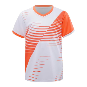 Nouvel ensemble d'uniformes de football personnalisés de haute qualité pour hommes 2025 – Maillot de football sur mesure pour adultes – Tenue de sport 100 % personnalisable - Product Image 4