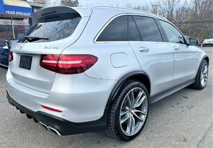 Offre exceptionnelle : Mercedes-Benz GLC-Class GLC AMG 63 4MATIC d'occasion 2019, propre et prête à être expédiée - Product Image 3