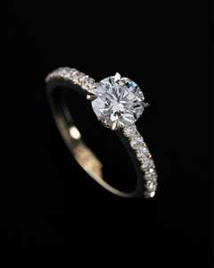 Anillo de Compromiso de Plata 925 con Diamante Moissanite VVS, Engaste Personalizado, Baño de Rodio, para Aniversarios y Fiestas - Product Image 5