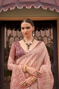 Venta al por mayor de Sari estampado de seda de tejido puro con borde de encaje Sari de estilo étnico indio para niñas y mujeres - Product Image 2