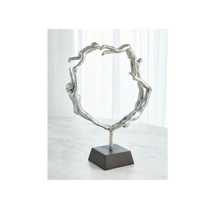 Venta caliente escultura en forma de hoja de aluminio adornos decorativos de metal niquelado precio al por mayor escultura de metal en nuevo estilo - Product Image 2
