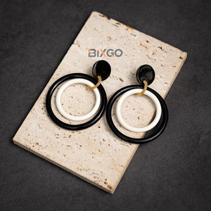 Pendientes Vintage hechos a mano de Vietnam, superventas, tachuelas de 4mm y 5mm en cadena blanca, accesorios de moda al por mayor personalizados - Product Image 2