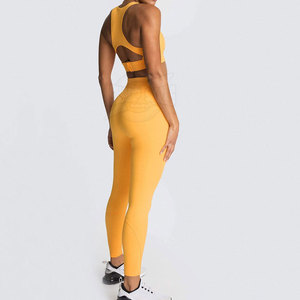 Ensemble de yoga de gymnastique respirant et confortable de grande taille pour dames bas quantité minimale de commande motif solide facile à porter disponible en stock - Product Image 2