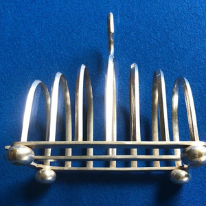 Estante para tostadas con patas plateadas coleccionables Vintage para 6 tostadas, estante de utilidad de cocina con mango, herramienta de Metal Flexible - Product Image 3