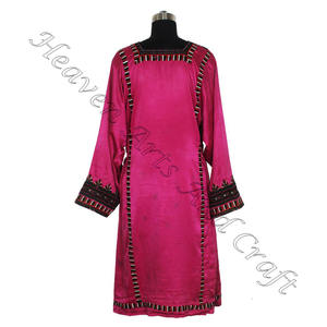 Vintage noir afghan Balochi robe à la main afghani/irani/balochi/pakistani/indien BDR076 femmes portent le meilleur design robe Vintage - Product Image 6