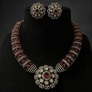 Elegante conjunto de collar con aspecto de piedras chapadas en oro de la mejor calidad con función de pendientes colección de ropa de fiesta de boda para mujer - Product Image 4