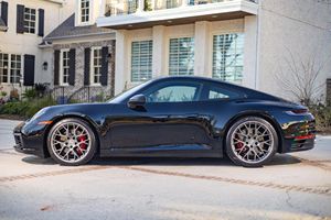 2024 911 Carrera S Coupe ไมล์น้อย เครื่องยนต์สมบูรณ์ ระบบเกียร์อัตโนมัติ หลังคาพาโนรามา ไฟ LED พร้อมส่ง - Product Image 3