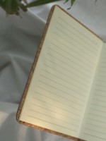 Journal intime en tissu de liège naturel écologique format A6 avec reliure à cordes et fil en spirale couleur liège à coudre