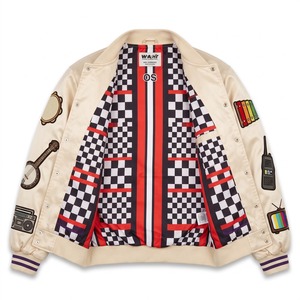 Blouson Bomber Oversize en Satin Unisexe Crème et Violet avec Patch Chenille Saxophone, Doublure Sublimée, Logo Personnalisé, OEM - Product Image 3
