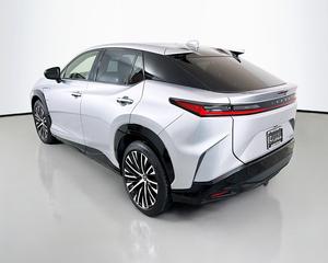 Lexus RZ 450e Premium AWD SUV 2023 Usado con Bajo Kilometraje - Product Image 5