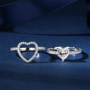 ชุดแหวนรูปหัวใจแบบซ้อนได้ Jeulia ทำจากเงินสเตอร์ลิงสำหรับงานหมั้น - Product Image 5