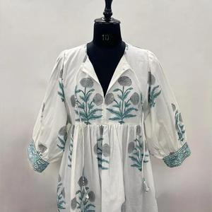 Kyra MIDI ชุดเดรสสำหรับผู้หญิงพิมพ์ลายดอกไม้ผ้าฝ้ายโบฮีเมียนลำลองฤดูร้อนเสื้อสั้นธรรมชาติที่สมบูรณ์แบบของขวัญสำหรับ - Product Image 1