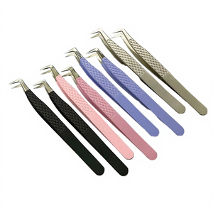 Pinzas de Extensión de Pestañas de Acero Inoxidable de 90 Grados, Marca Comelyash, Personalizadas, Privadas, de Pakistán, Color Negro-Dorado, con Punta de Fibra para Volumen - Product Image 5