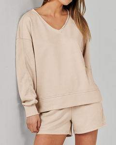 ชุดเซ็ตเสื้อครอปแขนกุดถักนิตติ้งสองชิ้น รุ่น 2026 ชุดเซ็กซี่สำหรับออกกำลังกาย ชุดโยคะลายดอกไม้ เสื้อชั้นในและกางเกงขาสั้นสำหรับผู้หญิง ฤดูร้อน - Product Image 4