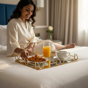 ถาดเสิร์ฟโลหะแก้วดีไซน์ทันสมัยเคลือบเงาสีทองหรูหรา |   ขาตั้งอเนกประสงค์ปลอดภัยต่ออาหาร เป็นมิตรกับสิ่งแวดล้อม สำหรับใช้ในบ้านและร้านอาหาร - Product Image 2