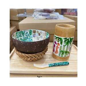 ชามกะลามะพร้าวขัดเงาหลายสีชามแบบใช้แล้วทิ้งพร้อมลวดลายสวยงามไม่เหมือนใครจากเวียดนาม - Product Image 1