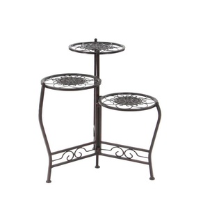 Soporte de maceta de metal con diseño de inspiración floral con aspecto hecho a mano y elegancia de estilo antiguo para hogares modernos - Product Image 3