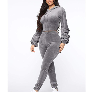 Top court confortable de haute qualité pour femmes, survêtement d'hiver à capuche, service OEM, vente en gros, ensemble de conception personnalisée en polaire respirante - Product Image 5