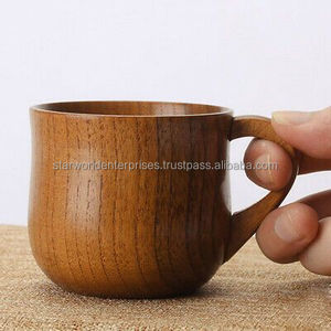 Tasses en bois d'acacia pour le café, le thé et l'eau Tasse à bière de style fantaisie avec poignée pour les cadeaux Conception en vrac Disponible au prix d'exportation - Product Image 6