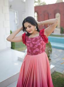 พรีเมี่ยมออกแบบคอลเลกชันเสื้อคลุมสำเร็จรูปเย็บเต็มรูปแบบ FLAIR ชุดที่สวยงามหลากสี - Product Image 4