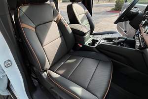 GMC Canyon AT4 2024 SUPER LIMPIO, LISTO PARA ENVIAR - Product Image 6