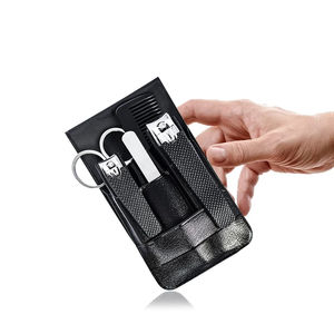 Kit d'outils de soin des ongles en métal professionnel de haute qualité avec coupe-ongles 4 en 1, style classique, sac inclus pour les soins des mains et des pieds - Product Image 5