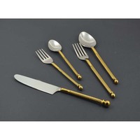 Couverts portables en acier inoxydable avec logo personnalisé pour manger, voyage et camping Ensemble de fourchettes à couteau promotionnel plaqué