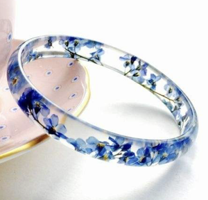 Joyería de resina de lujo Pulseras de brazalete transparente negro para mujeres de la India - Product Image 4