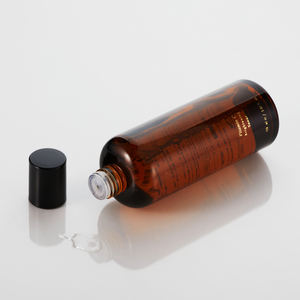 Tónico Facial Coreano con Vitamina C Líquida para Todo Tipo de Piel, Diseñado para una Hidratación Duradera y Refrescante de Mañana a Noche - Product Image 3