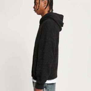 Veste zippée en tricot à fourrure-Noir, fil doux avec coupe courte, logo brodé sur la poitrine et matériel - Product Image 3