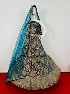 Lehenga Choli de mariage lourd de style indien pakistanais pour femmes avec broderie Blouse complète Dupatta pour adultes - Product Image 2