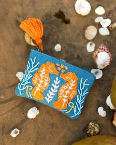 Petit sac portefeuille élégant fait main avec broderie blanche et dorée, design YALL, avec un design fantaisie et magnifique, dernier design d'Inde - Product Image 2