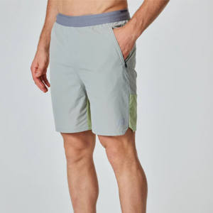 Pantalones cortos de correr para hombre con logotipo personalizado y tela transpirable para máxima comodidad y rendimiento - Product Image 2