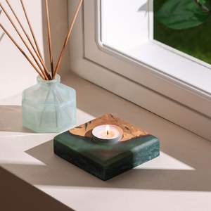 Porte-bougie en résine et bois de luxe, artisanal, décoration artistique pour la maison, cadeau pour mariage, événement, festival - Product Image 1