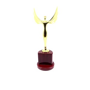Elegant Flying Lady Metal Trophy for Women's Achievement Forte demande dans le monde entier pour la reconnaissance de l'excellence en leadership - Product Image 4