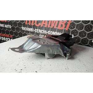 CINTURÓN DE SEGURIDAD TRASERO CENTRAL PARA TOYOTA Rav4 Serie (18>) 7332042102 - Product Image 2