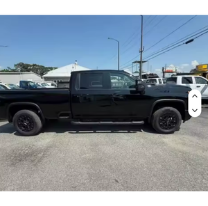 PROMO CS 2024 Camionnette Chevrolet 3500 HD Crew Cab DuraMax 4x4 à benne longue 8FT avec attelage de remorquage - Product Image 4