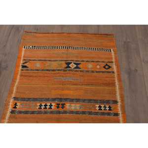 Alfombra Turca Vintage de Patchwork de 2.5x10.1 pies, Kilim Ecológico de Lana Naranja con Base de Látex - Product Image 4
