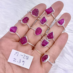 Anillo de Plata de Ley 925 con Bisel de Rubí en Bruto, Joyería de Piedras Preciosas Naturales Hecha a Mano, Regalo de Aniversario, Anillo de Talla Personalizada - Product Image 2