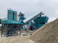 Système de convoyeur à bande d'alimentation pré-équipée pour béton, électrique, essentiel et efficace, avec moteur à roulement, boîte de vitesses et PLC