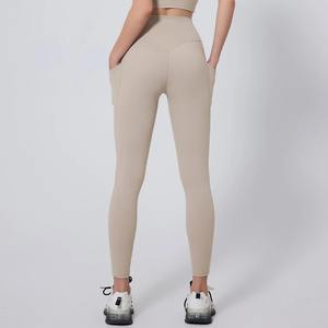 ชุดโยคะสำหรับผู้หญิง3ชิ้นเลกกิ้งแขนยาวเลกกิ้งกีฬาไร้รอยต่อระบายอากาศ - Product Image 3