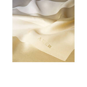 Écharpe carrée en soie jacquard colorée - Product Image 2