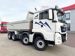 Camión Pesado MAN TGS 35.500 8x4 Euro 6 de 2018, Volquete, Motor Diésel, Cámara Trasera, Dirección Izquierda 360, Capacidad 31-40T, Automático, 30t - Product Image 4